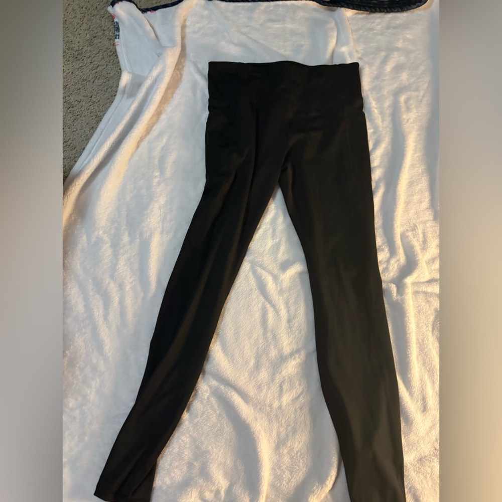 SHEIN Black High-Waisted Leggings